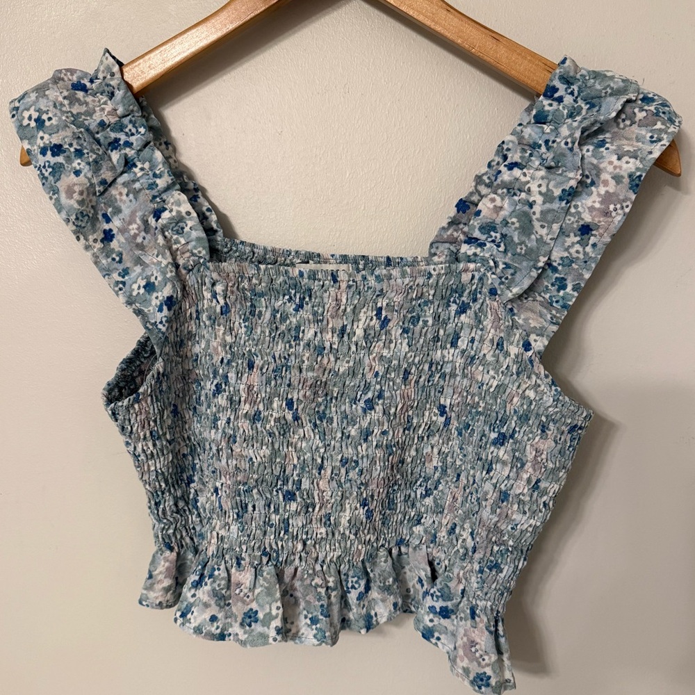 Small Paper Crane Floral Smocked Crop Top Blue, Purple, White